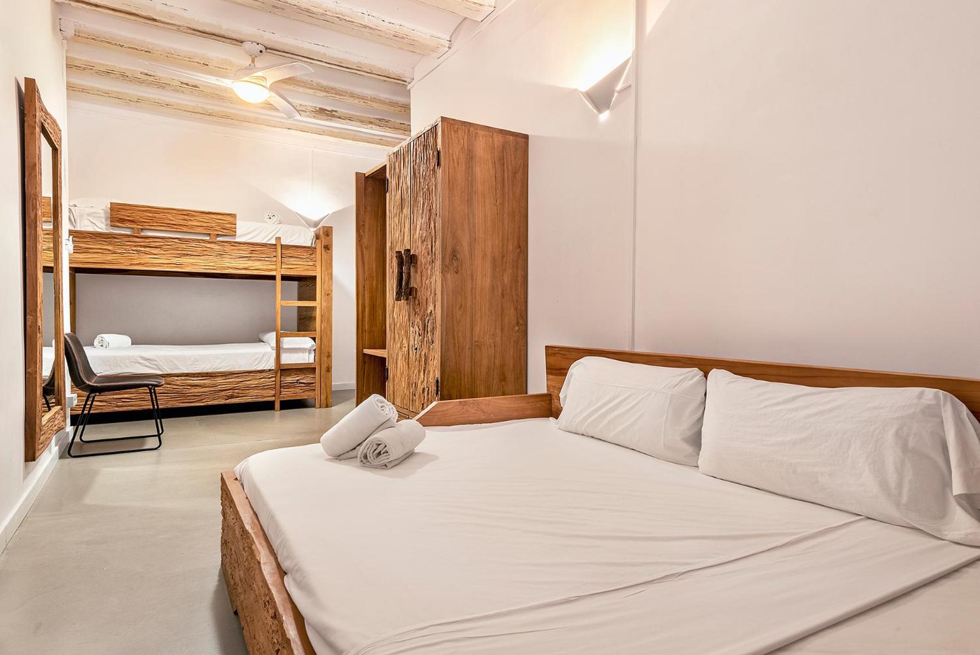 La Guarida Suites Барселона Екстериор снимка