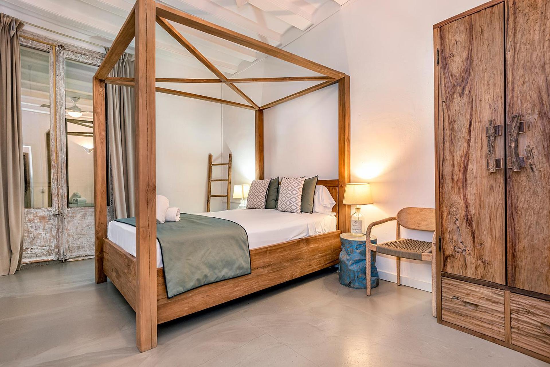 La Guarida Suites Барселона Екстериор снимка